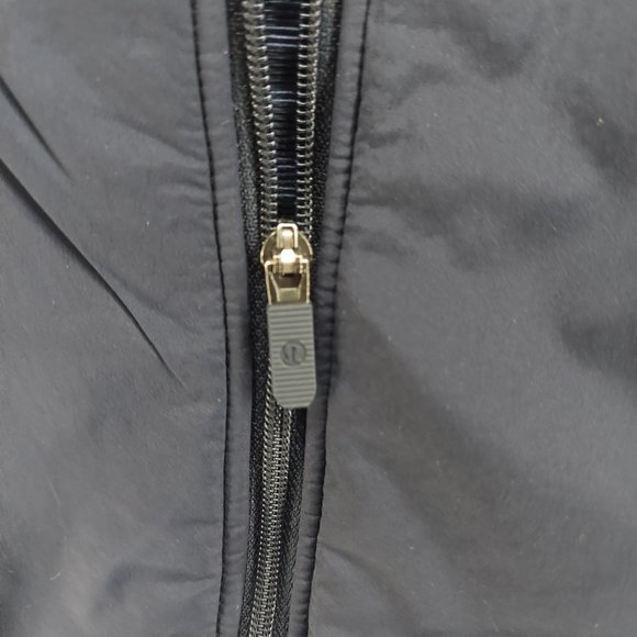 Lululemon Full Zip Vest Jacket size 4 - Picture 8 of 12